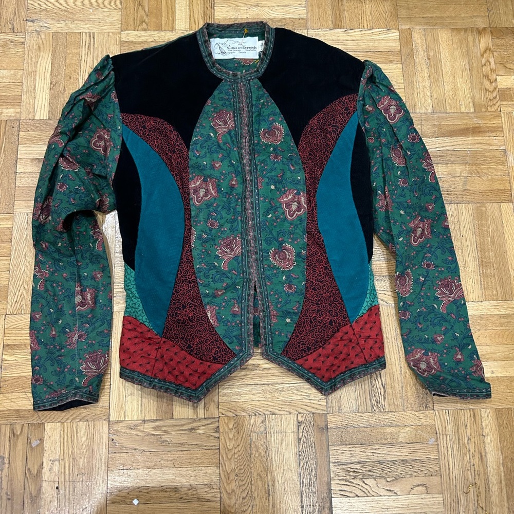 Suttles and Seawinds blazer size small